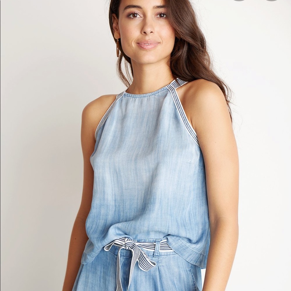 RARE - Stripe Trim Top in Silverlake Wash